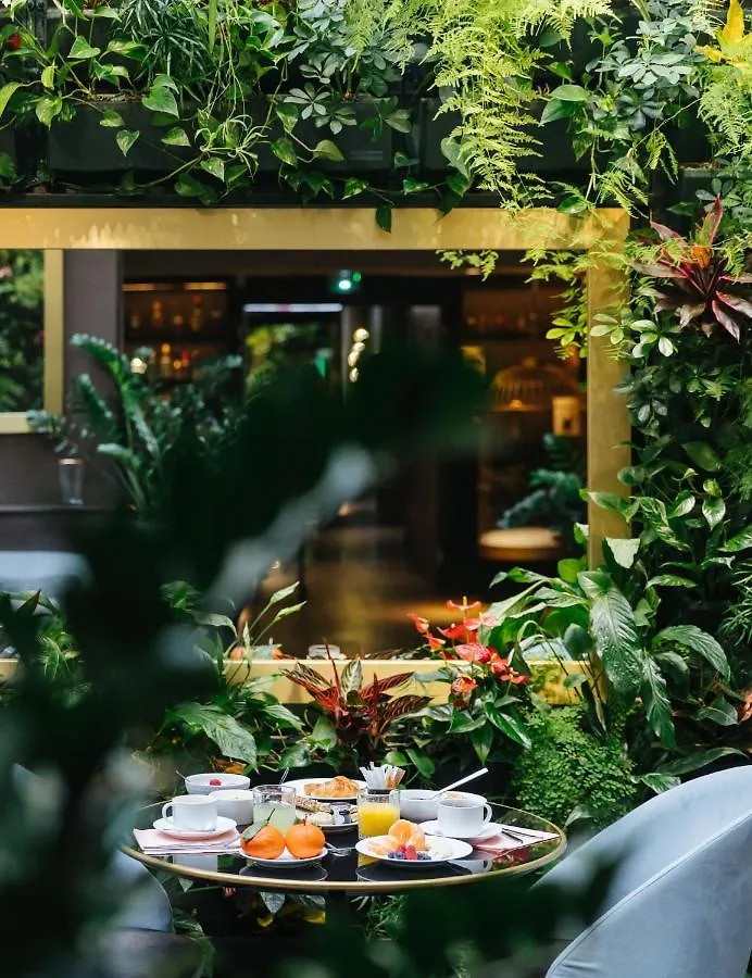 Le Parisis - Paris Tour Eiffel Hotel 4*,  France