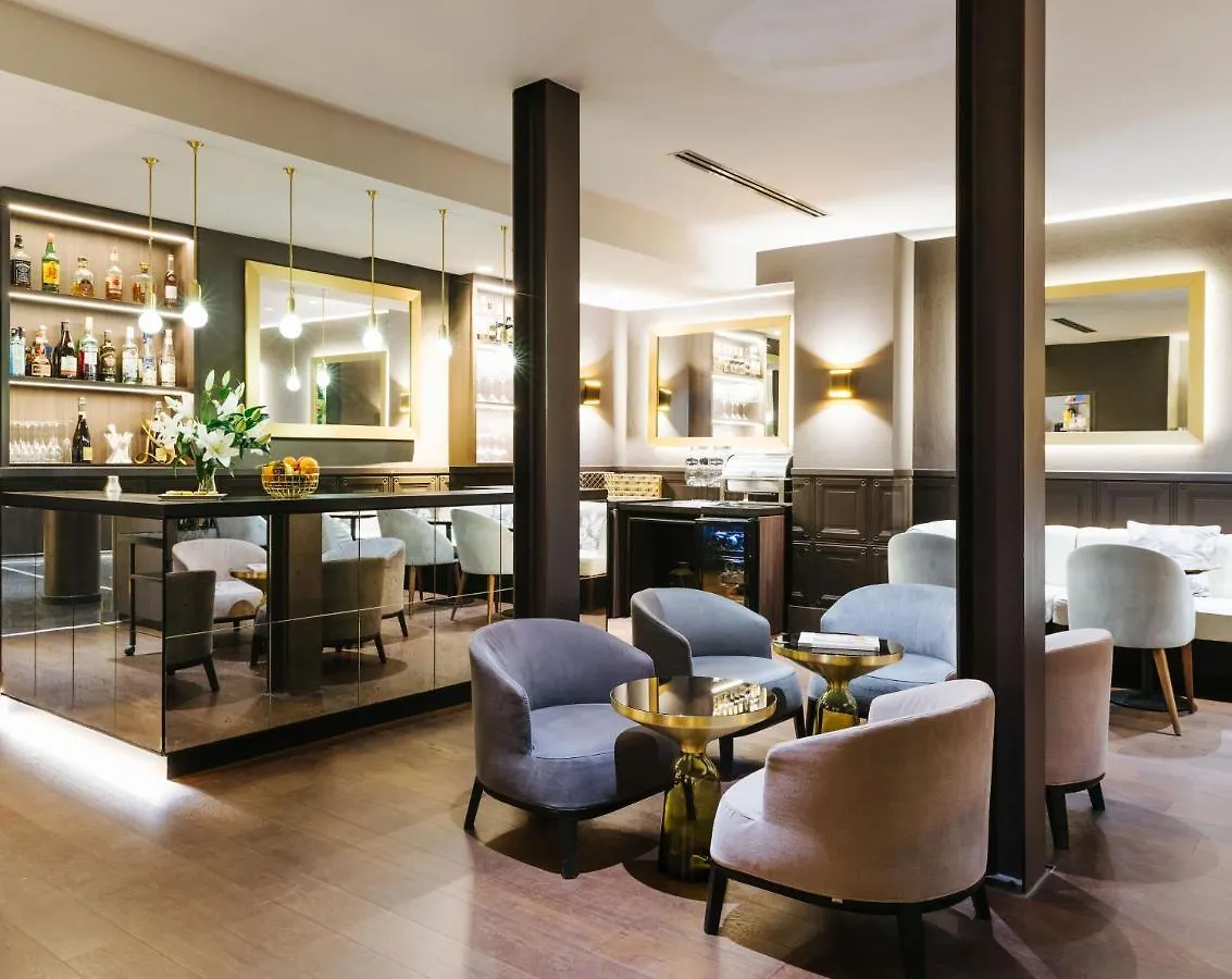 Le Parisis - Paris Tour Eiffel Hotel