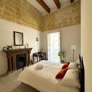 L'artist Casa Micallef , Βαλέτα Μάλτα
